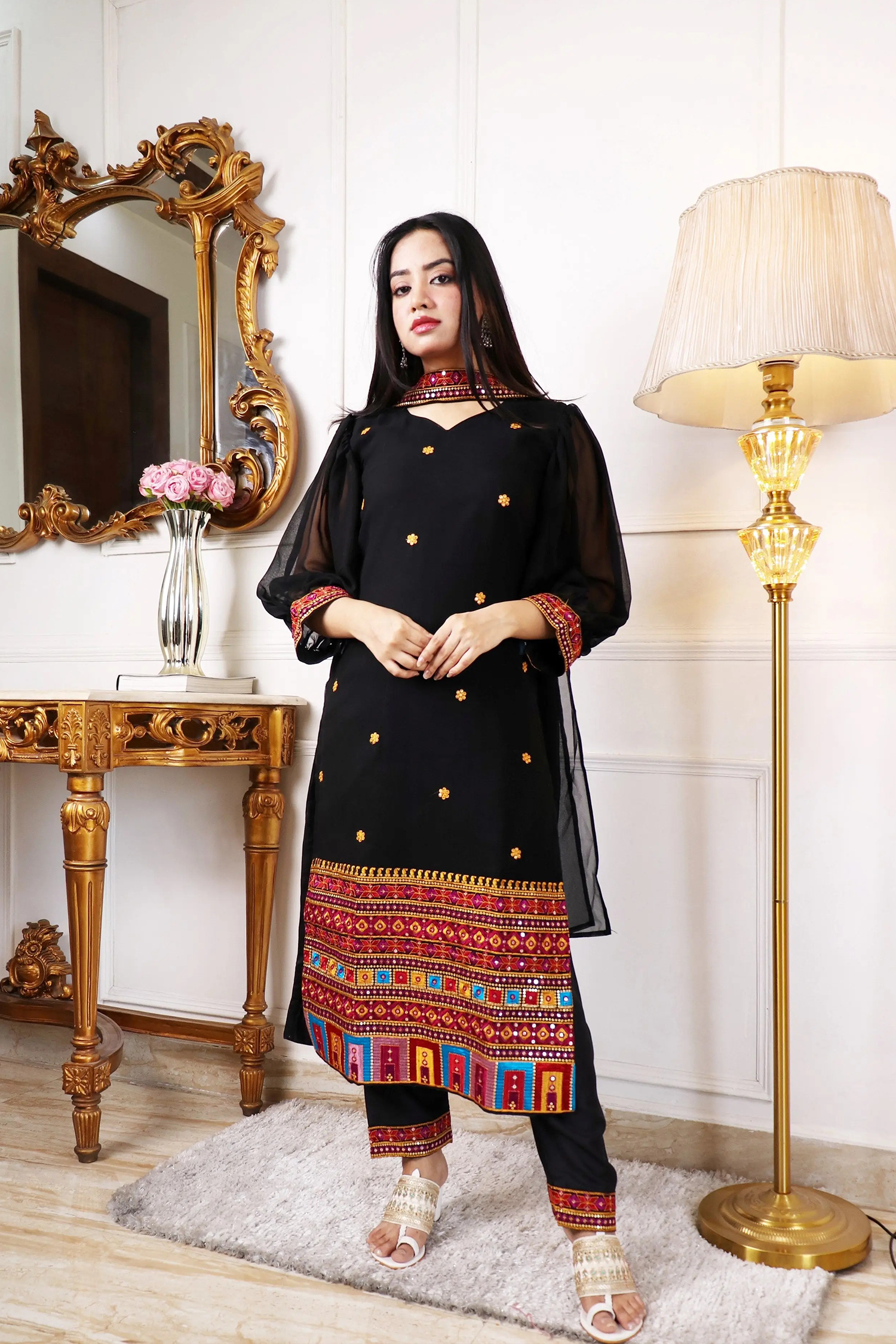Soulika Embellished Thread Work Kurta with Trousers & Dupatta