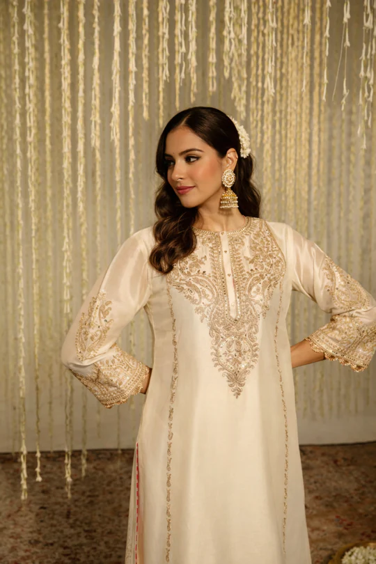 Soulika Elegant Ivory Long Kurta With Palazzo And Dupatta