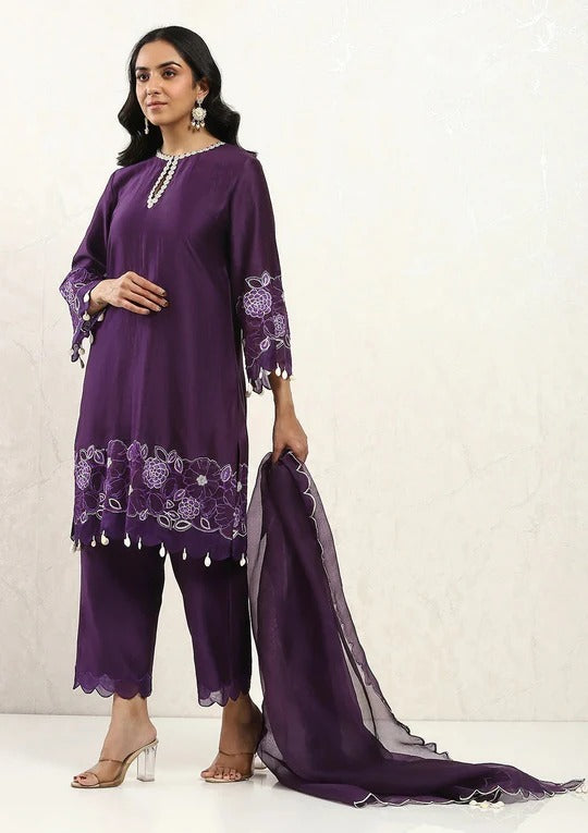 Soulika Purple Embroidered Kurta Set with Sheer Scalloped Dupatta