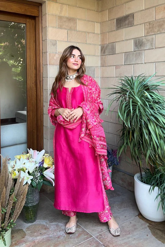 Soulika Elegant Rani Pink Silk Kurta Set with Heritage Print Dupatta