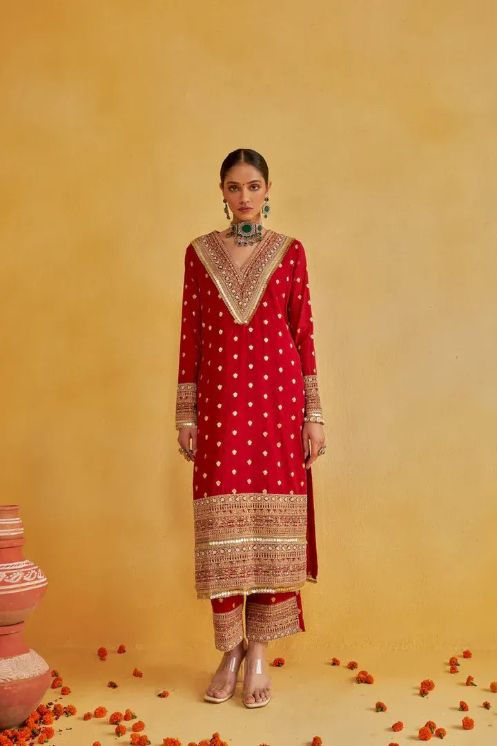 Soulika Shubh Shree lal kurta set