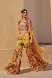Soulika Bageecha sharara set with cape